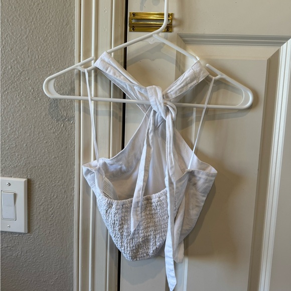 Abercrombie & Fitch White Cropped Halter Neck Shirt - Picture 4 of 6